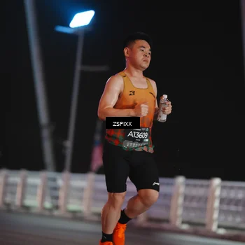 Runner Photo 6157103