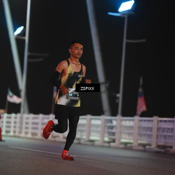 Runner Photo 6157120