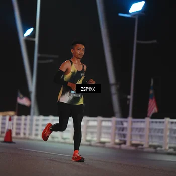Runner Photo 6157137