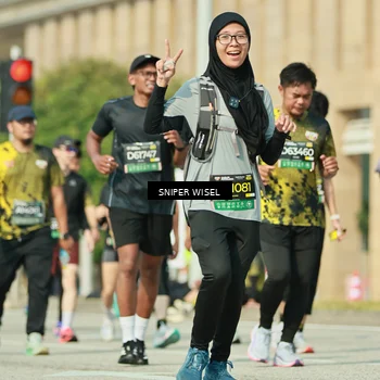 Runner Photo 6157145