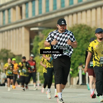 Runner Photo 6157230