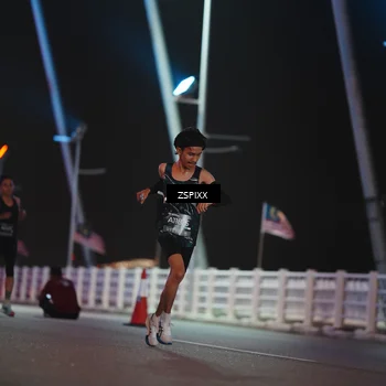 Runner Photo 6157245