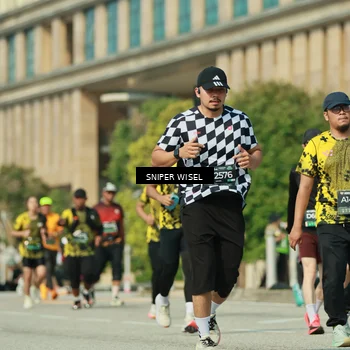 Runner Photo 6157249