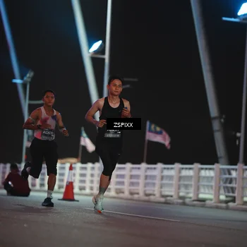 Runner Photo 6157289