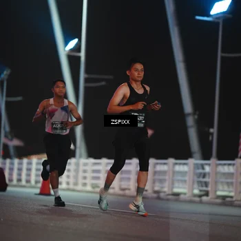 Runner Photo 6157291