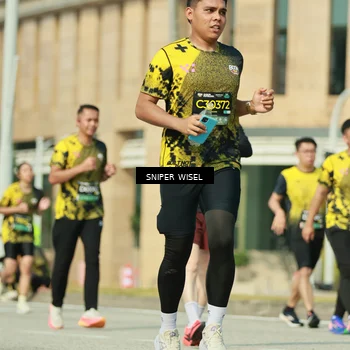 Runner Photo 6157347