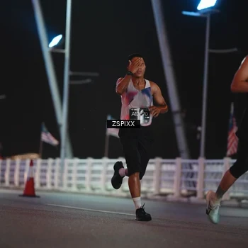 Runner Photo 6157356