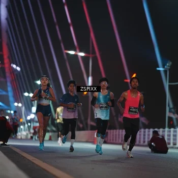 Runner Photo 6157413