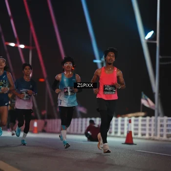 Runner Photo 6157456