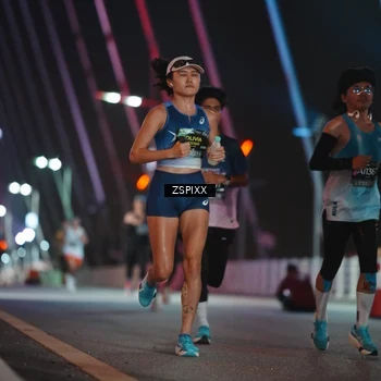 Runner Photo 6157471