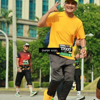 Runner Photo 6157511
