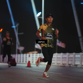 Runner Photo 6157528