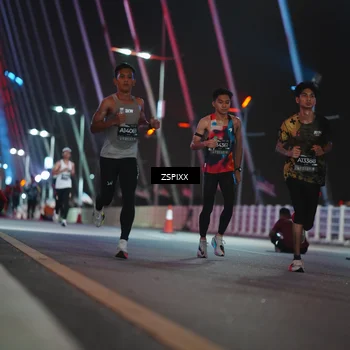 Runner Photo 6157588