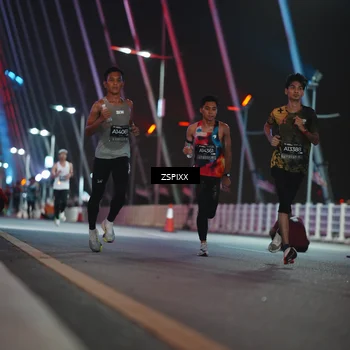 Runner Photo 6157593