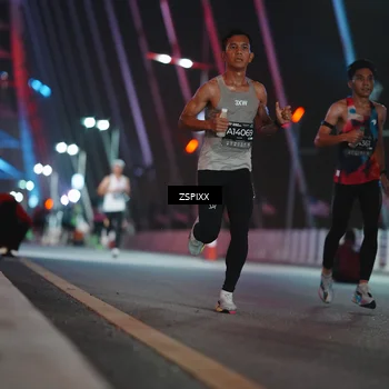 Runner Photo 6157606
