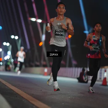 Runner Photo 6157613