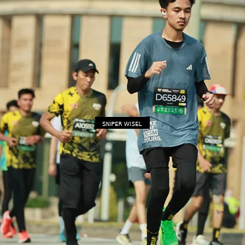 Runner Photo 6157615
