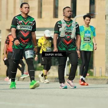 Runner Photo 6157616