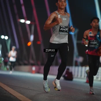 Runner Photo 6157649
