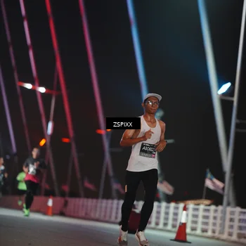 Runner Photo 6157667