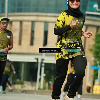 Runner Photo 6157717
