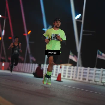 Runner Photo 6157810