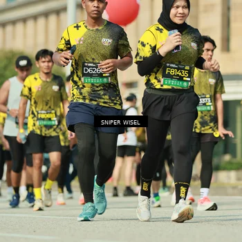 Runner Photo 6157817