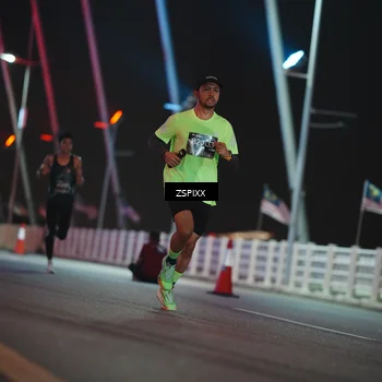 Runner Photo 6157842