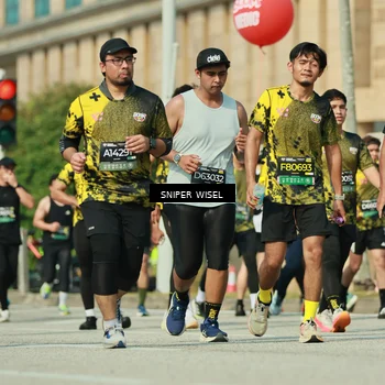 Runner Photo 6157853