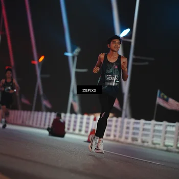 Runner Photo 6157856
