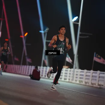 Runner Photo 6157870