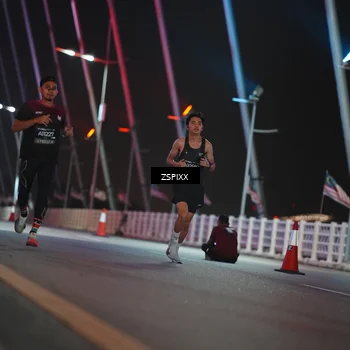 Runner Photo 6157899