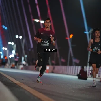 Runner Photo 6157929