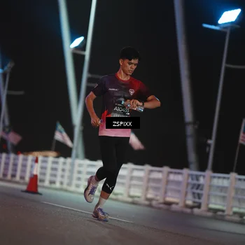 Runner Photo 6158021