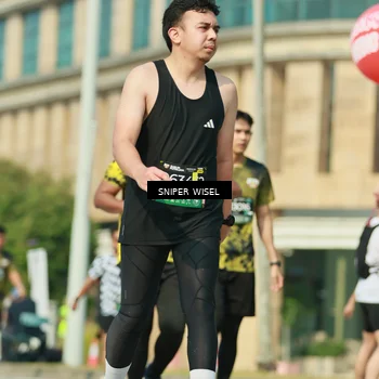 Runner Photo 6158080