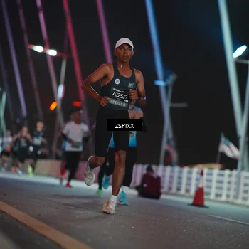 Runner Photo 6158111