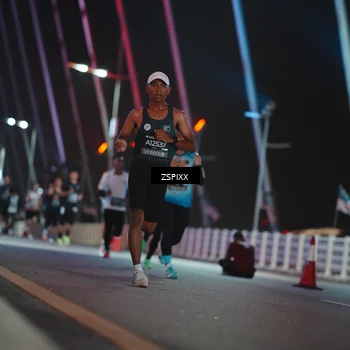 Runner Photo 6158120