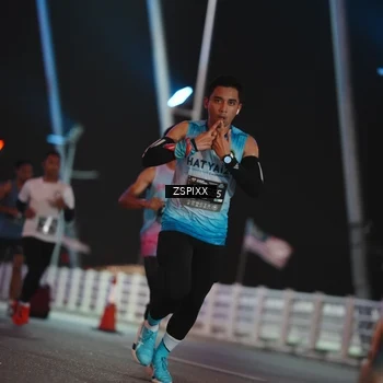Runner Photo 6158169