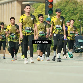Runner Photo 6158183