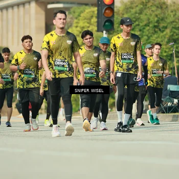 Runner Photo 6158186