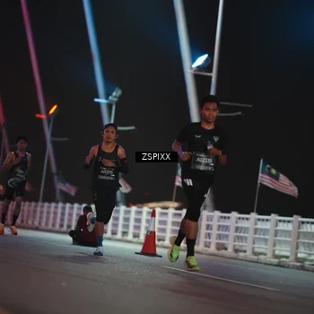 Runner Photo 6158204