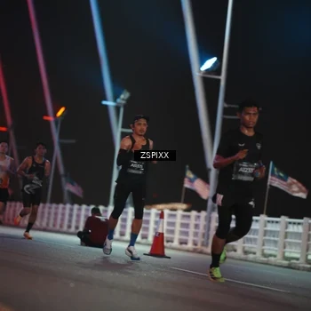 Runner Photo 6158244