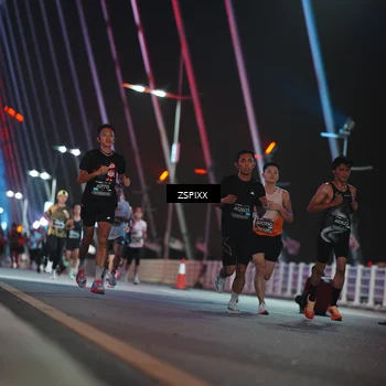 Runner Photo 6158272