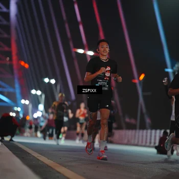 Runner Photo 6158284