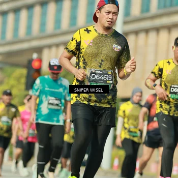 Runner Photo 6158358