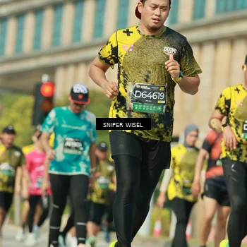 Runner Photo 6158404