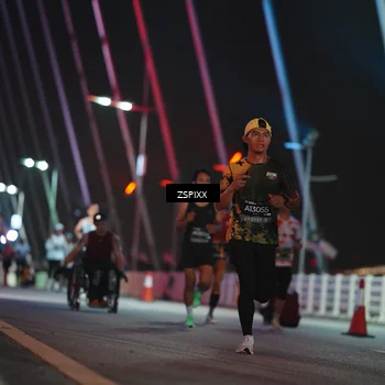 Runner Photo 6158411