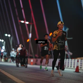 Runner Photo 6158417