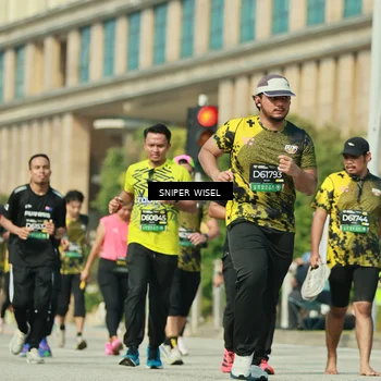 Runner Photo 6158429