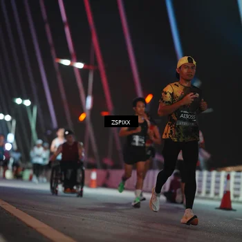 Runner Photo 6158435
